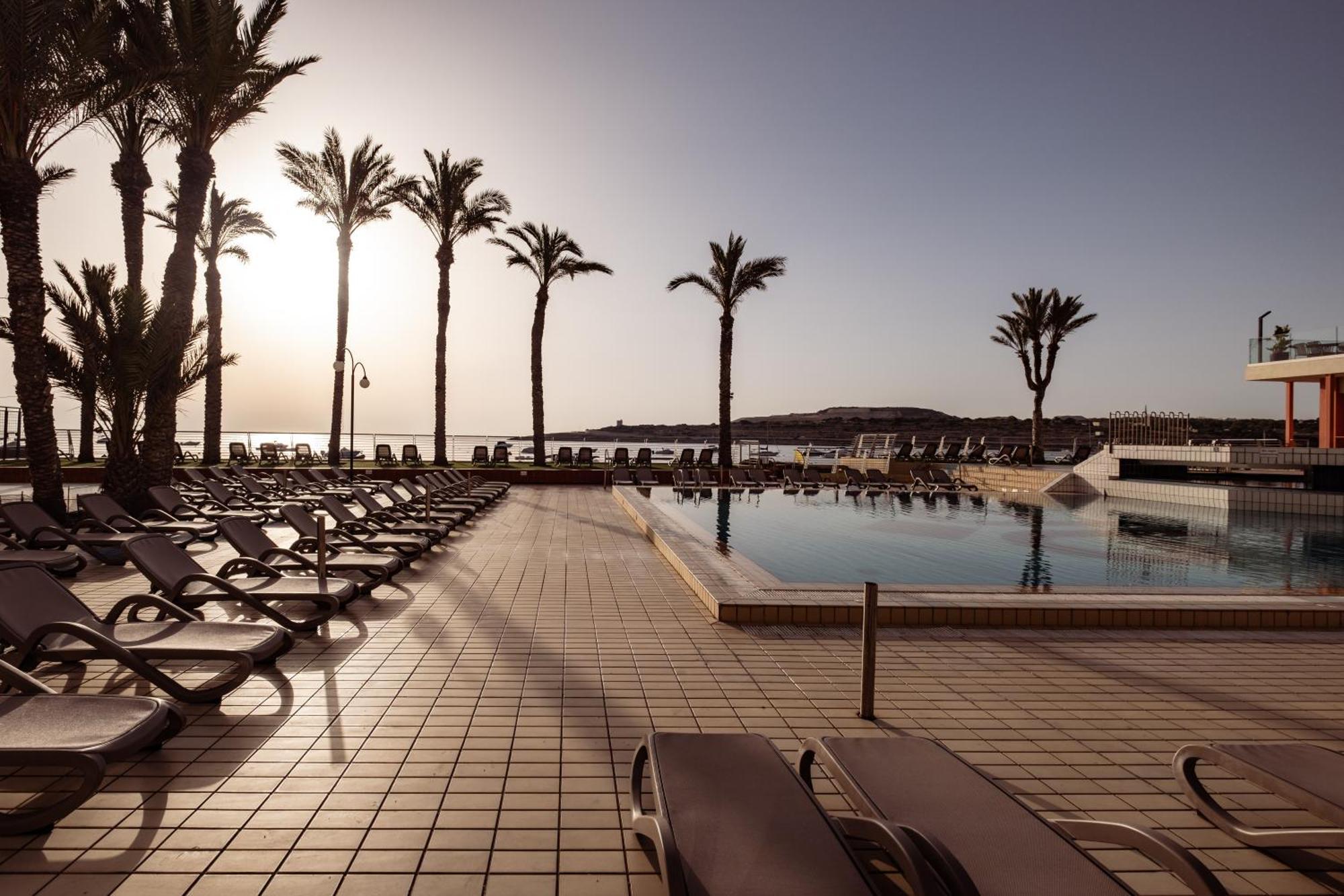 Qawra Palace Resort & Spa St. Paul's Bay Exterior foto