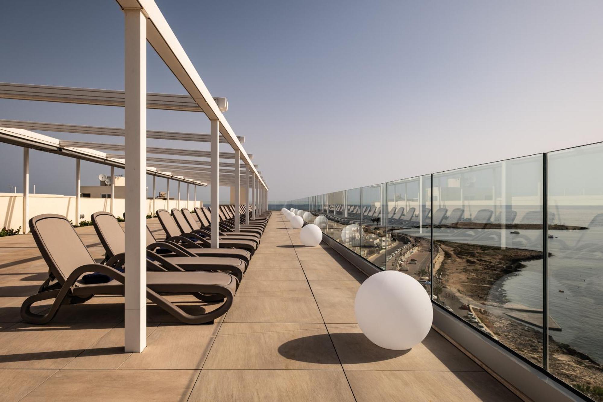 Qawra Palace Resort & Spa St. Paul's Bay Exterior foto