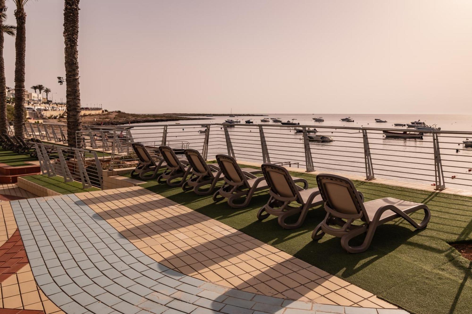 Qawra Palace Resort & Spa St. Paul's Bay Exterior foto