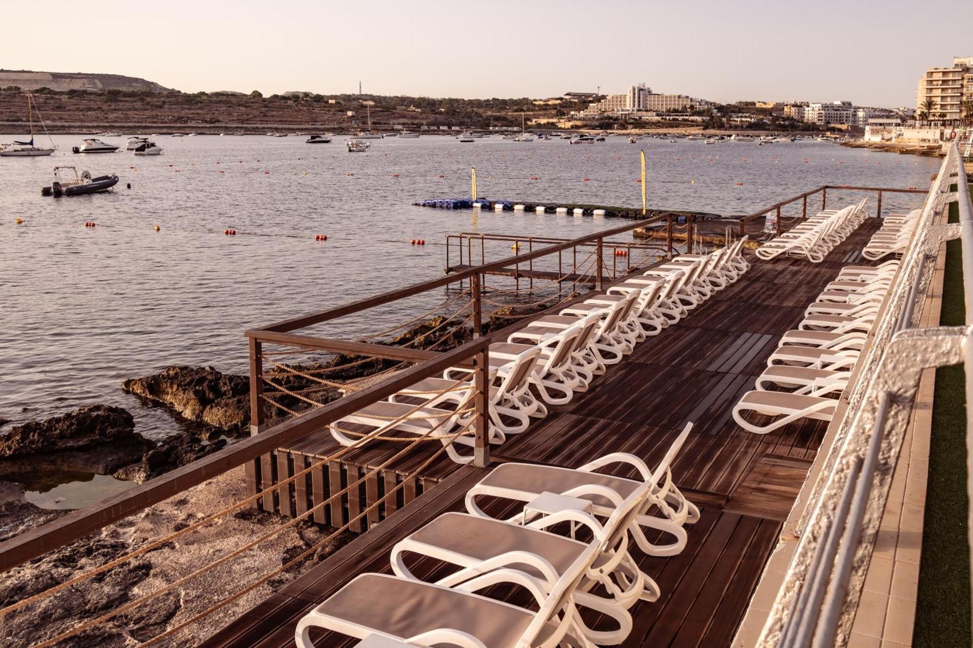 Qawra Palace Resort & Spa St. Paul's Bay Exterior foto